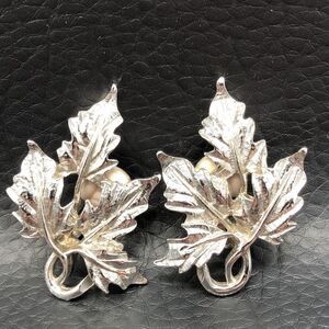 Vintage Emmons‎ Clip On Earrings Ornate Leaves Silver Tone EUC